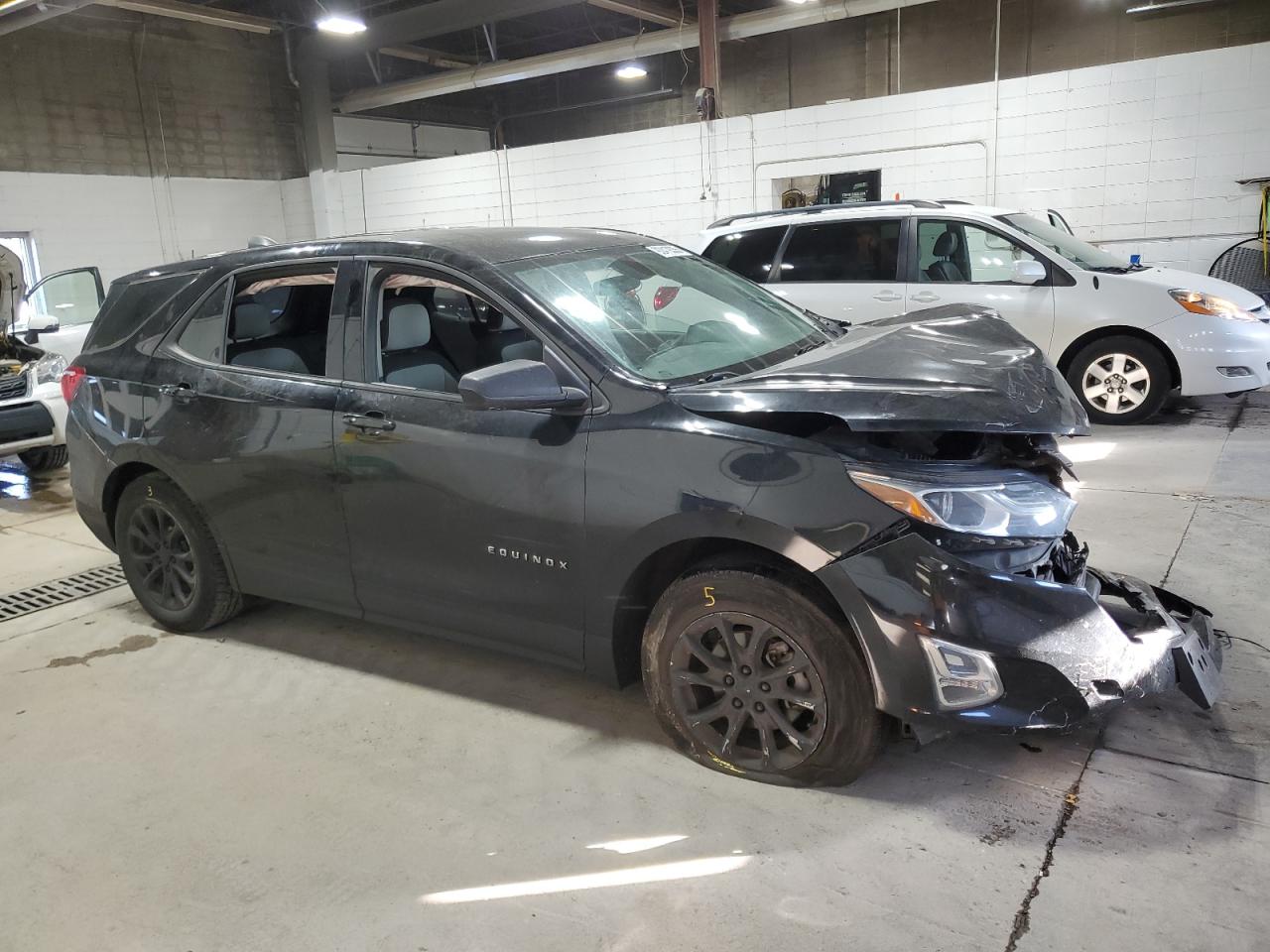 Chevrolet Equinox Ls Image 13