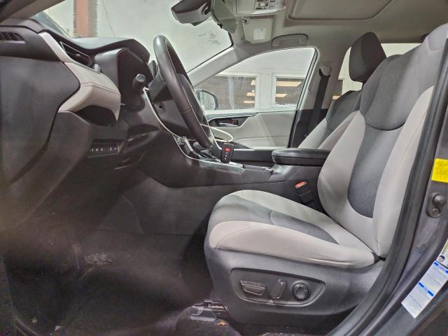 Toyota RAV4 Xle Image 10