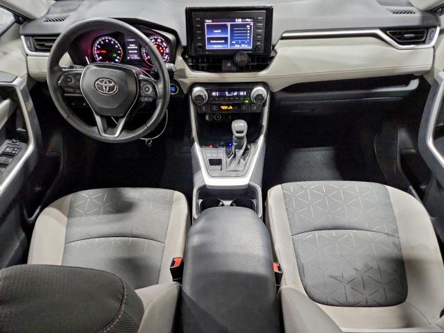 Toyota RAV4 Xle Image 5
