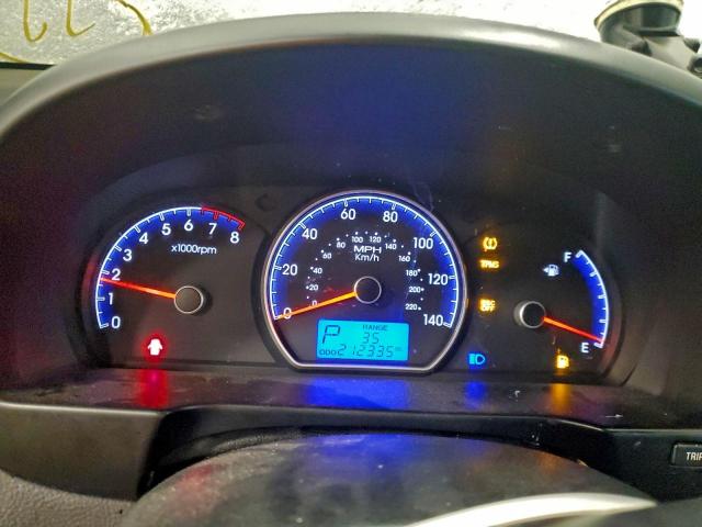 Hyundai ELANTRA Blue Image 8