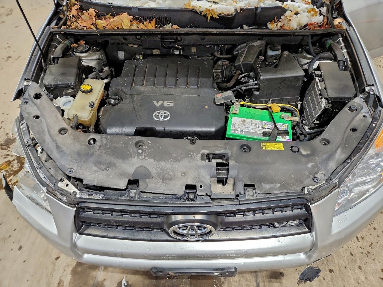 Toyota RAV4 Image 6