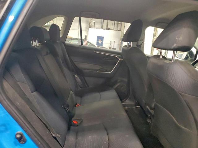 Toyota RAV4 Le Image 11