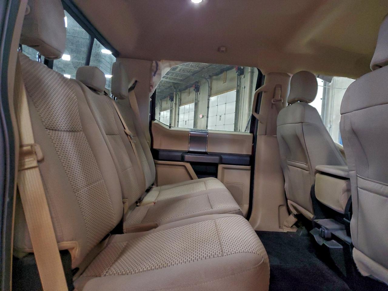 Ford F-150 Supercrew Image 10