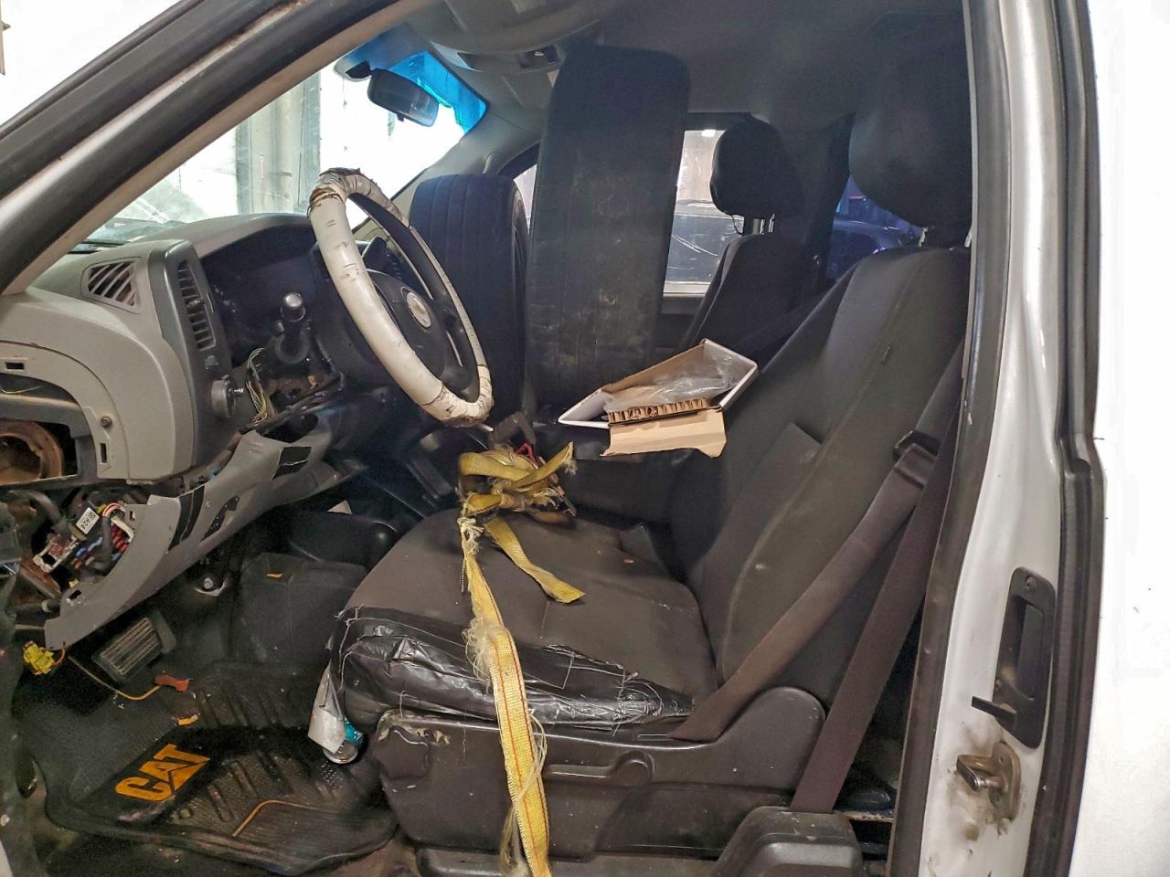 Chevrolet Silverado K1500 Image 11