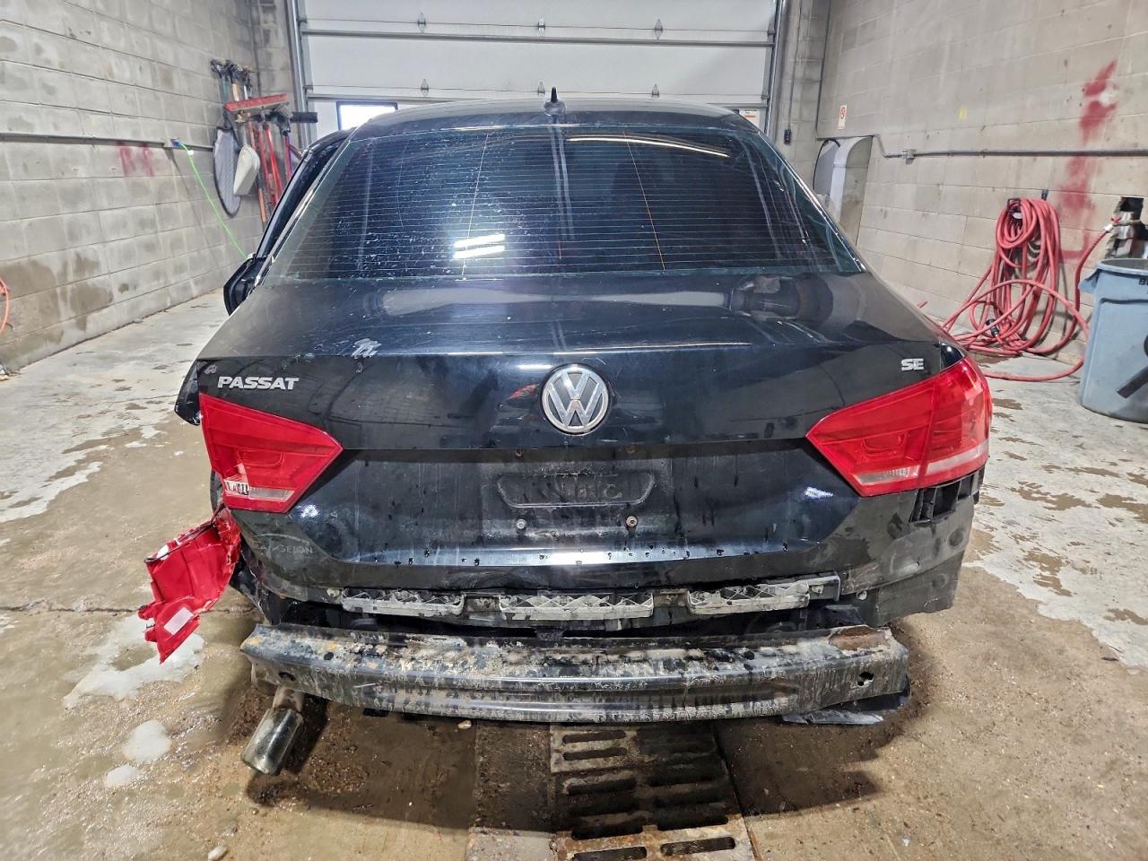 Volkswagen Passat Se Image 13