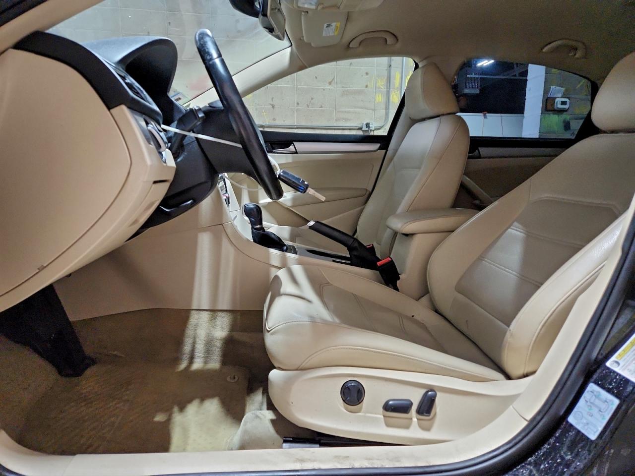 Volkswagen Passat Se Image 2