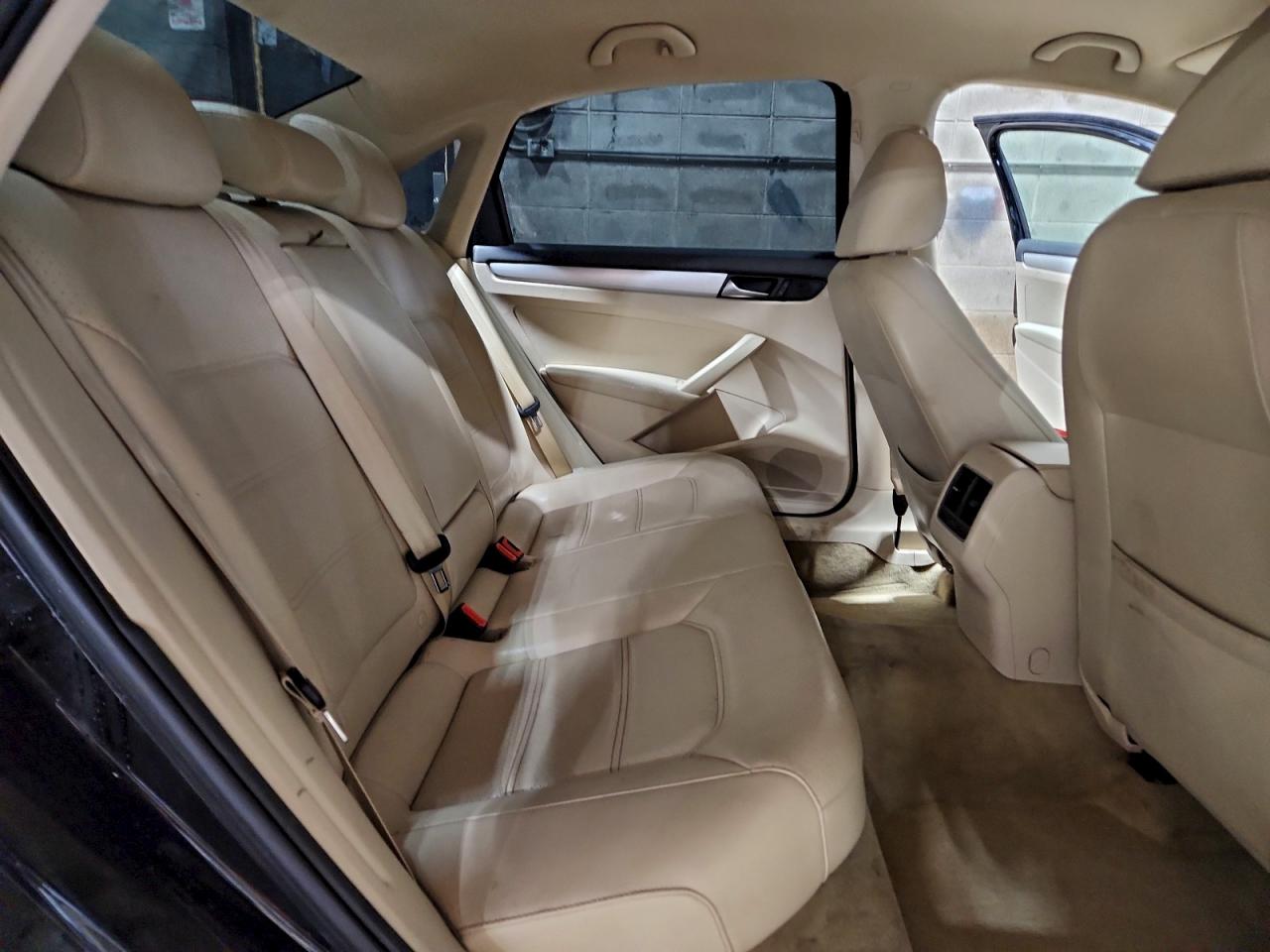 Volkswagen Passat Se Image 3