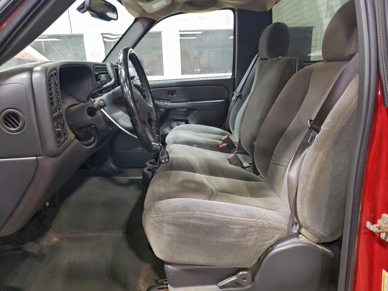 Chevrolet Silverado K1500 Image 8