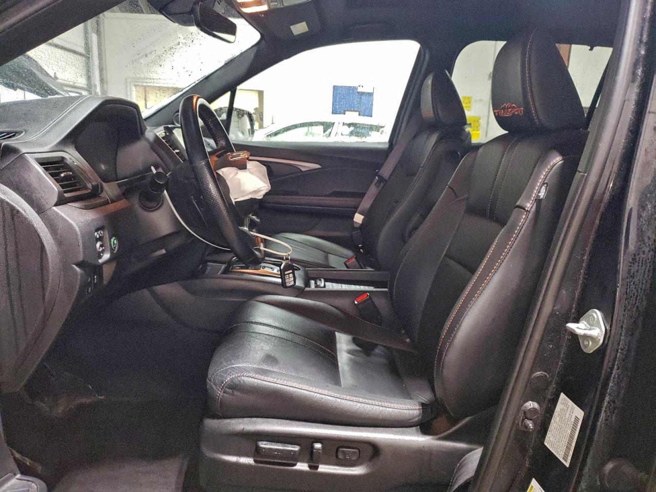 Honda Passport Trail Sport Image 2