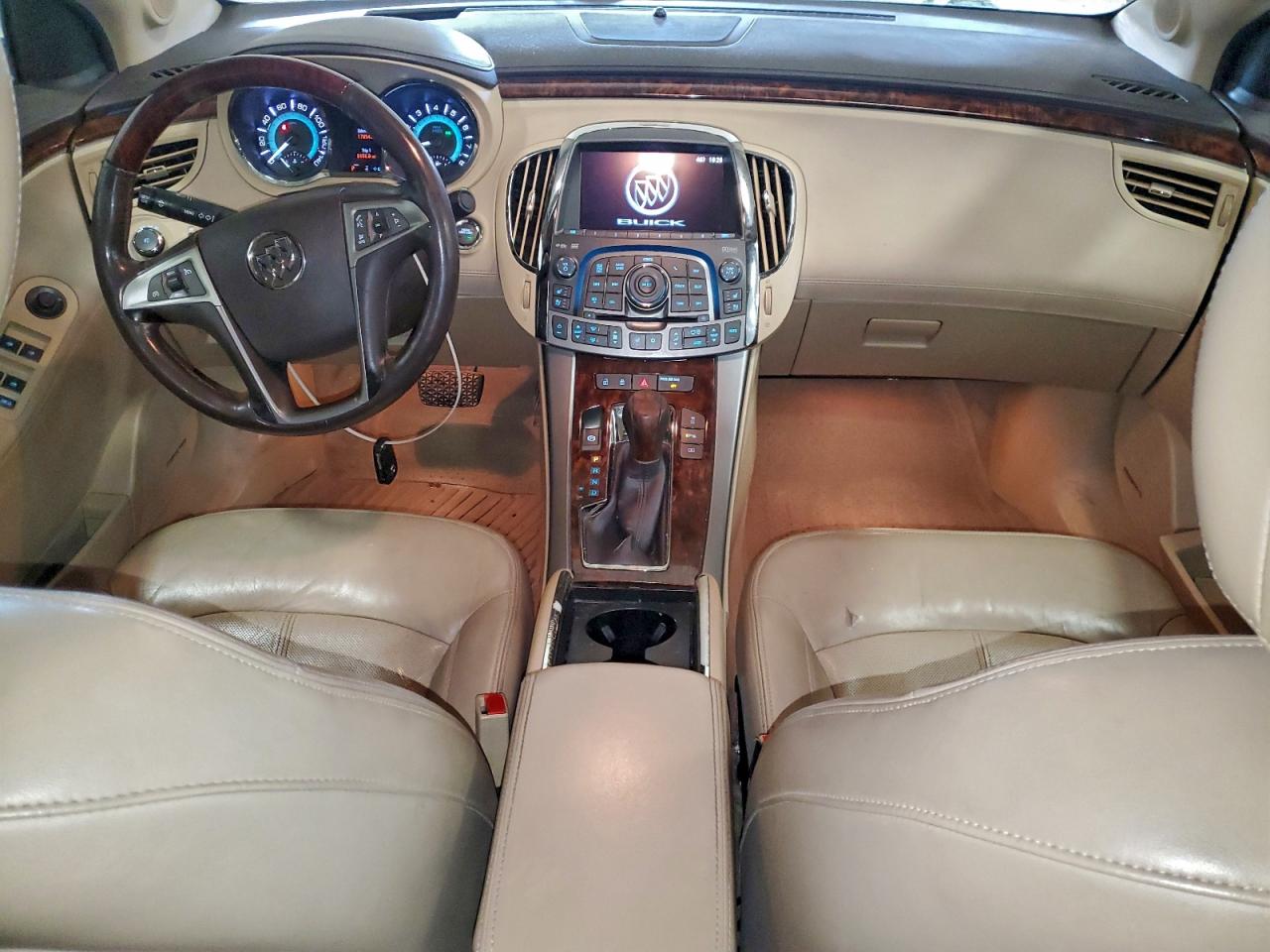 Buick LaCrosse Premium Image 10