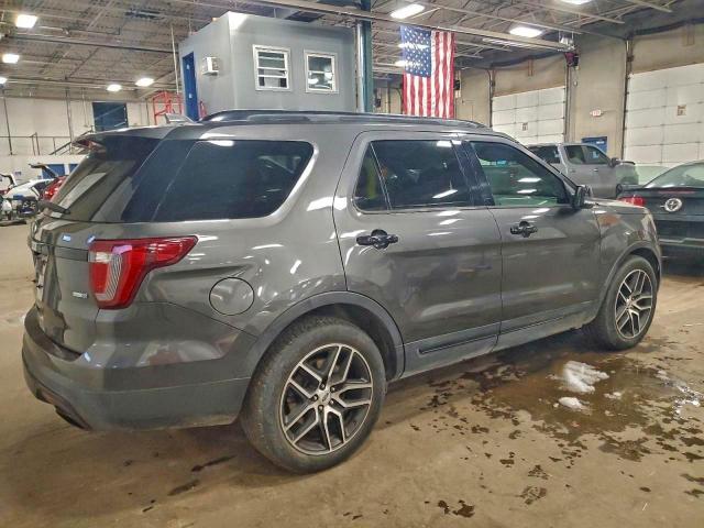 Ford Explorer Sport Image 13