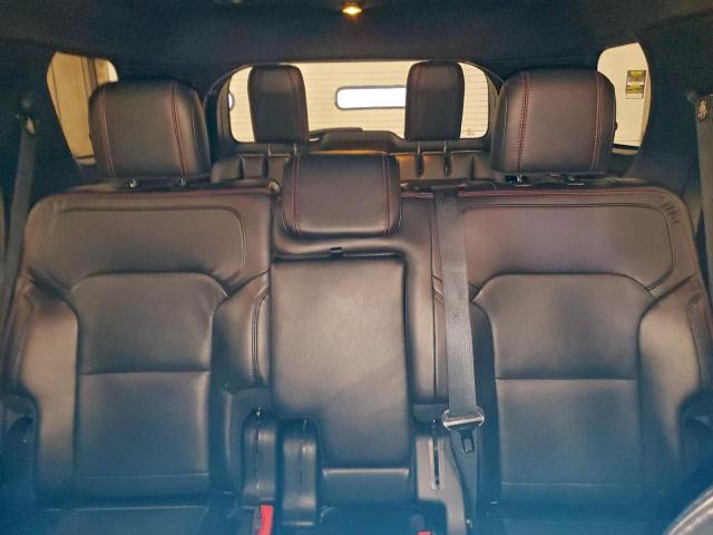 Ford Explorer Sport Image 10