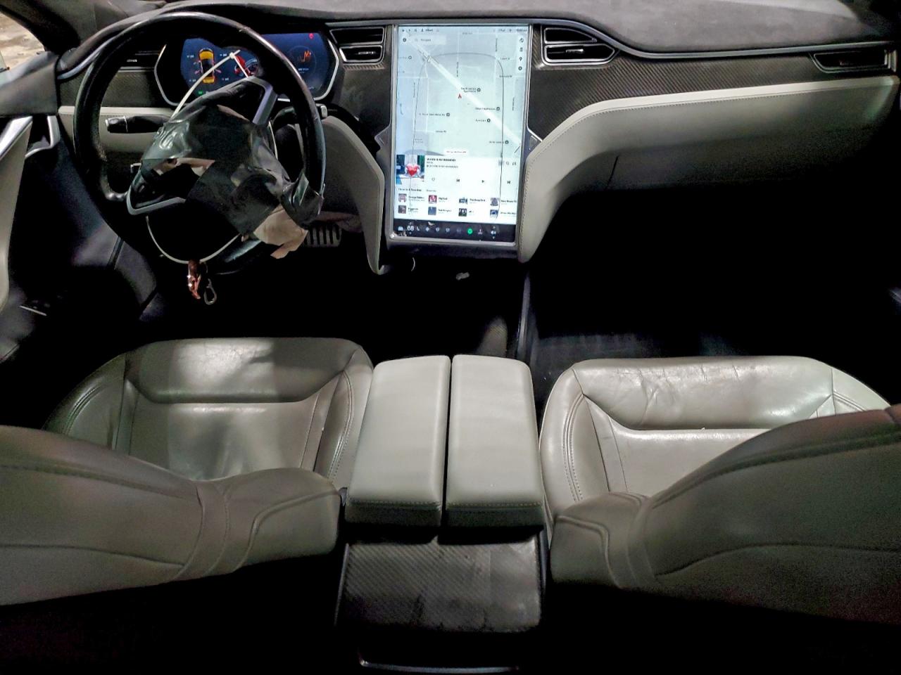 Tesla Model S P90d Image 5