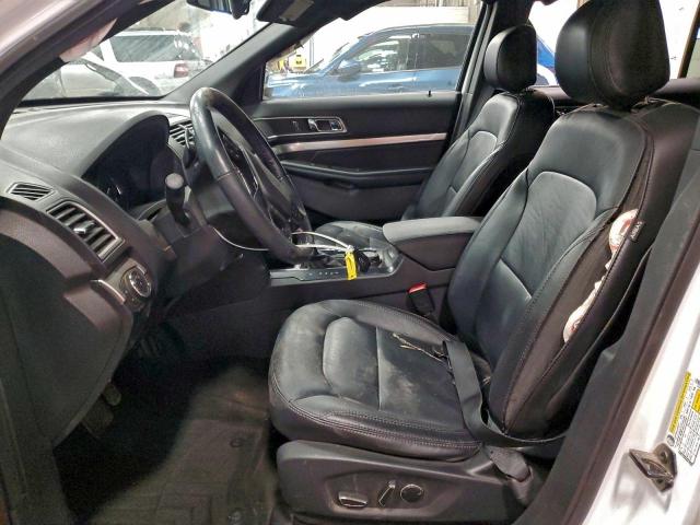 Ford Explorer Xlt Image 4