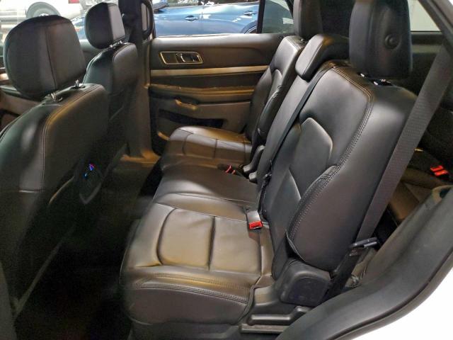 Ford Explorer Xlt Image 7