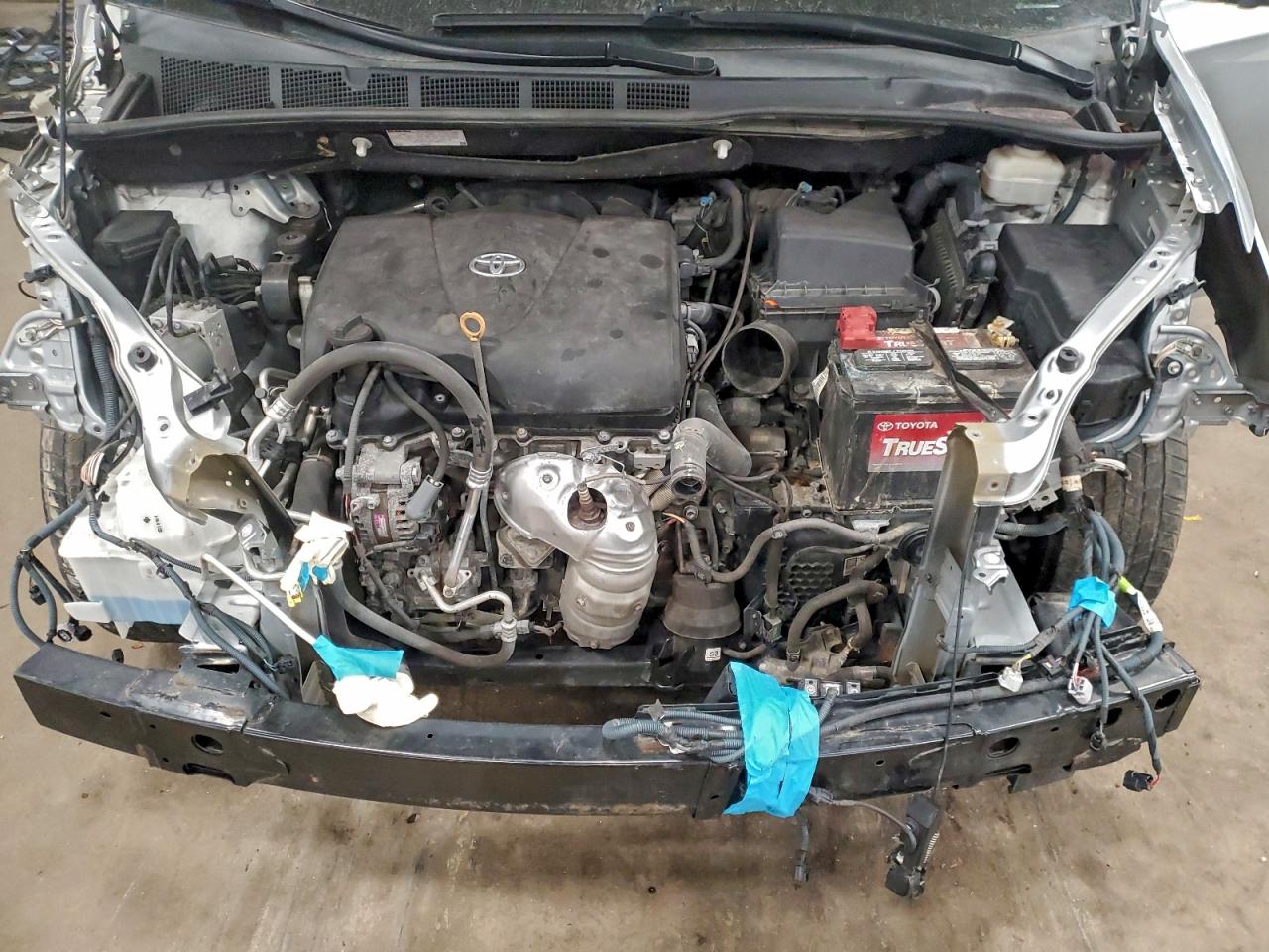 Toyota Sienna Xle Image 12