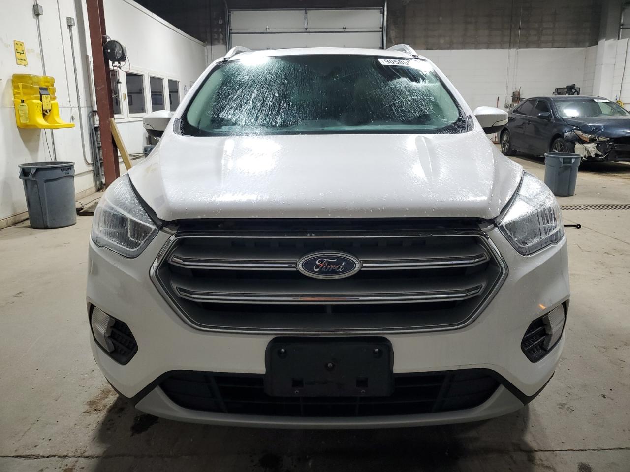 Ford Escape Titanium Image 10