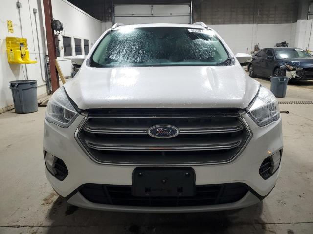 Ford Escape Titanium Image 10