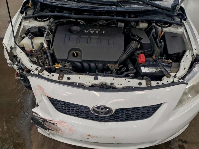 Toyota Corolla Base Image 7