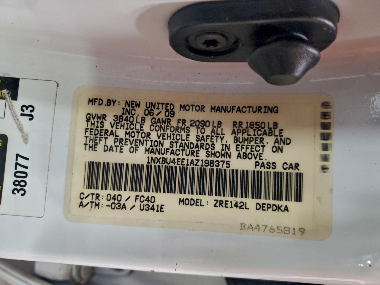 Toyota Corolla Base Image 6