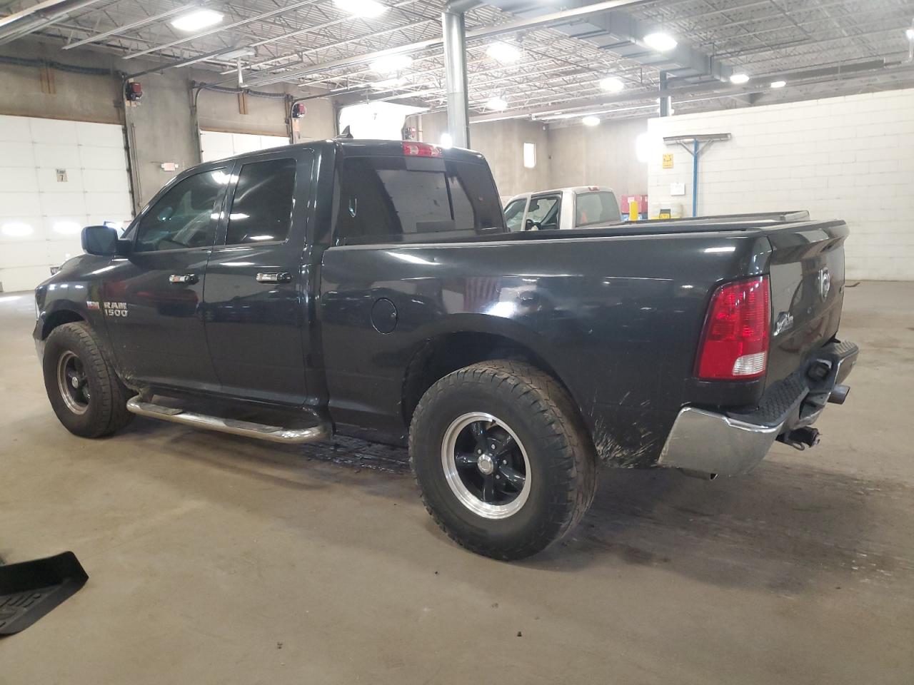 Ram 1500 Slt Image 3