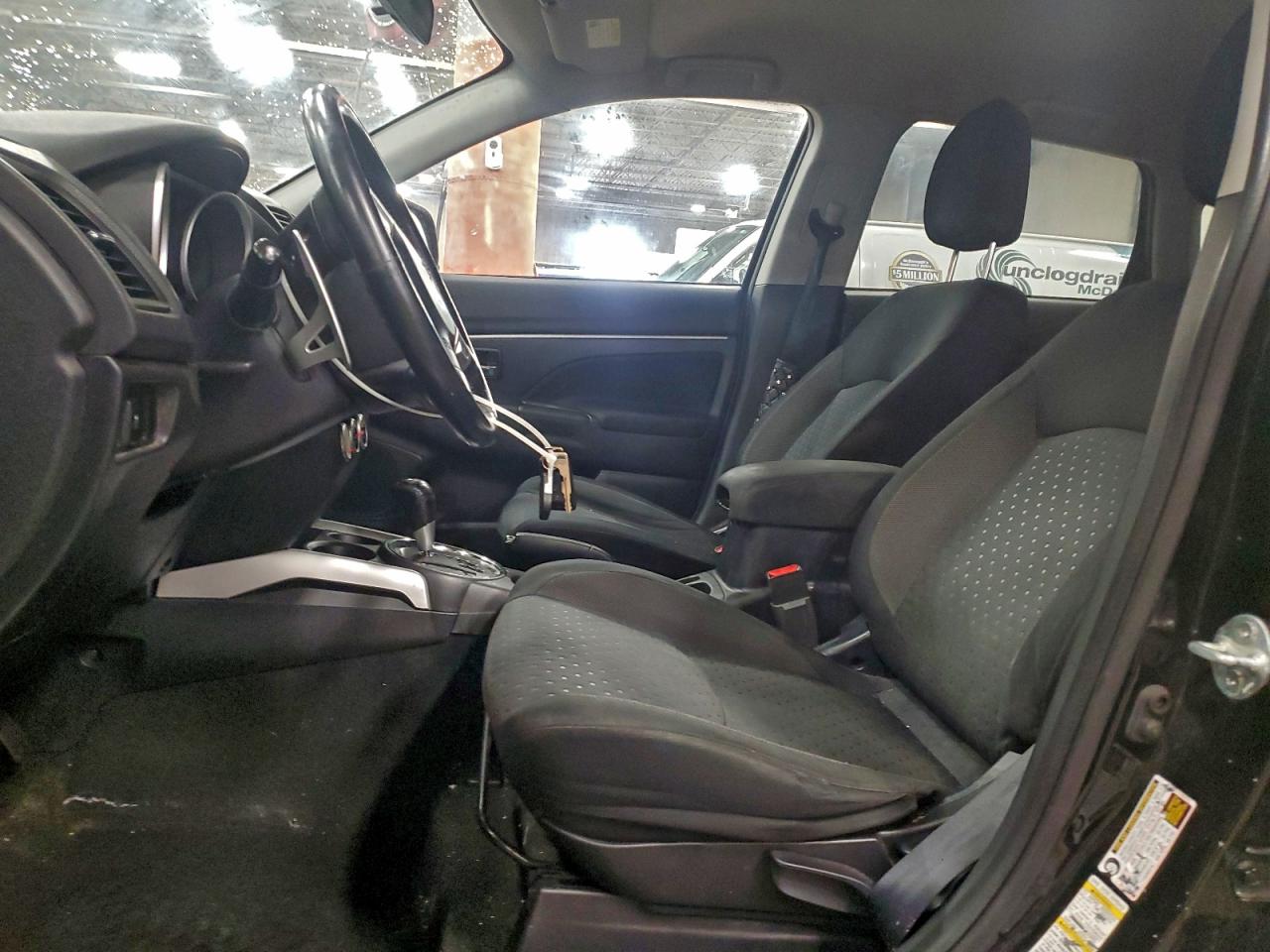 Mitsubishi Outlander Se Image 12