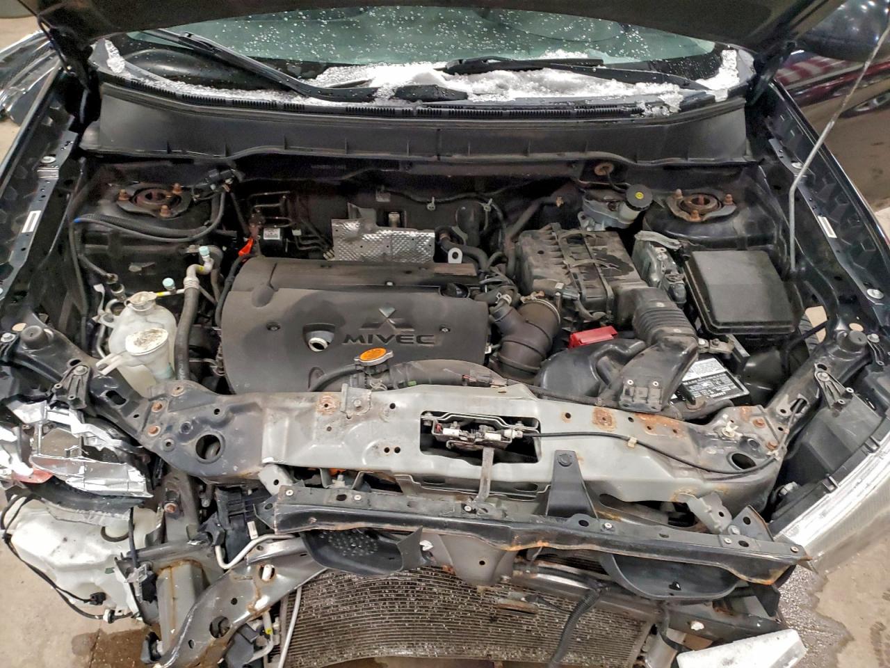 Mitsubishi Outlander Se Image 11