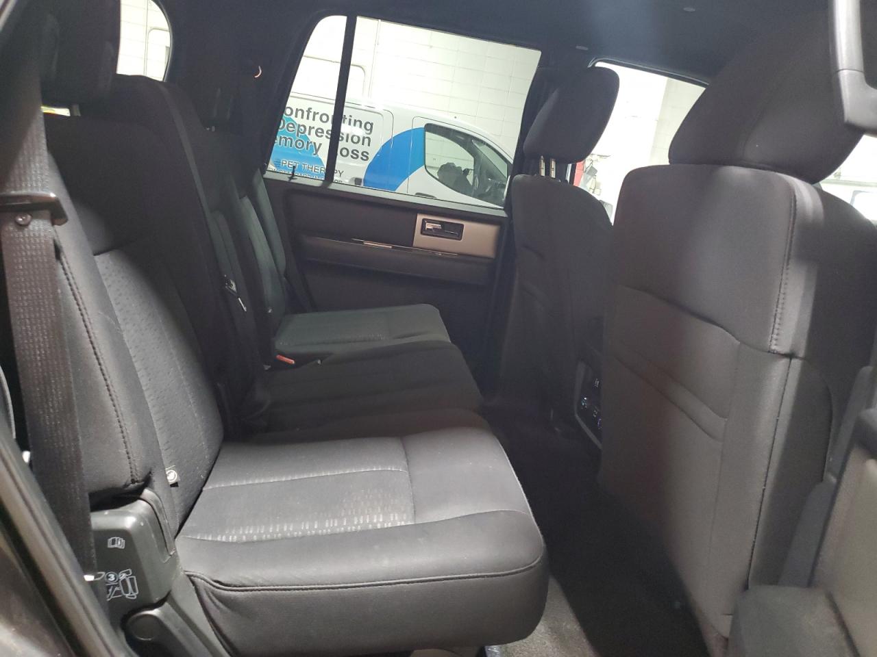 Ford Expedition Xlt Image 6