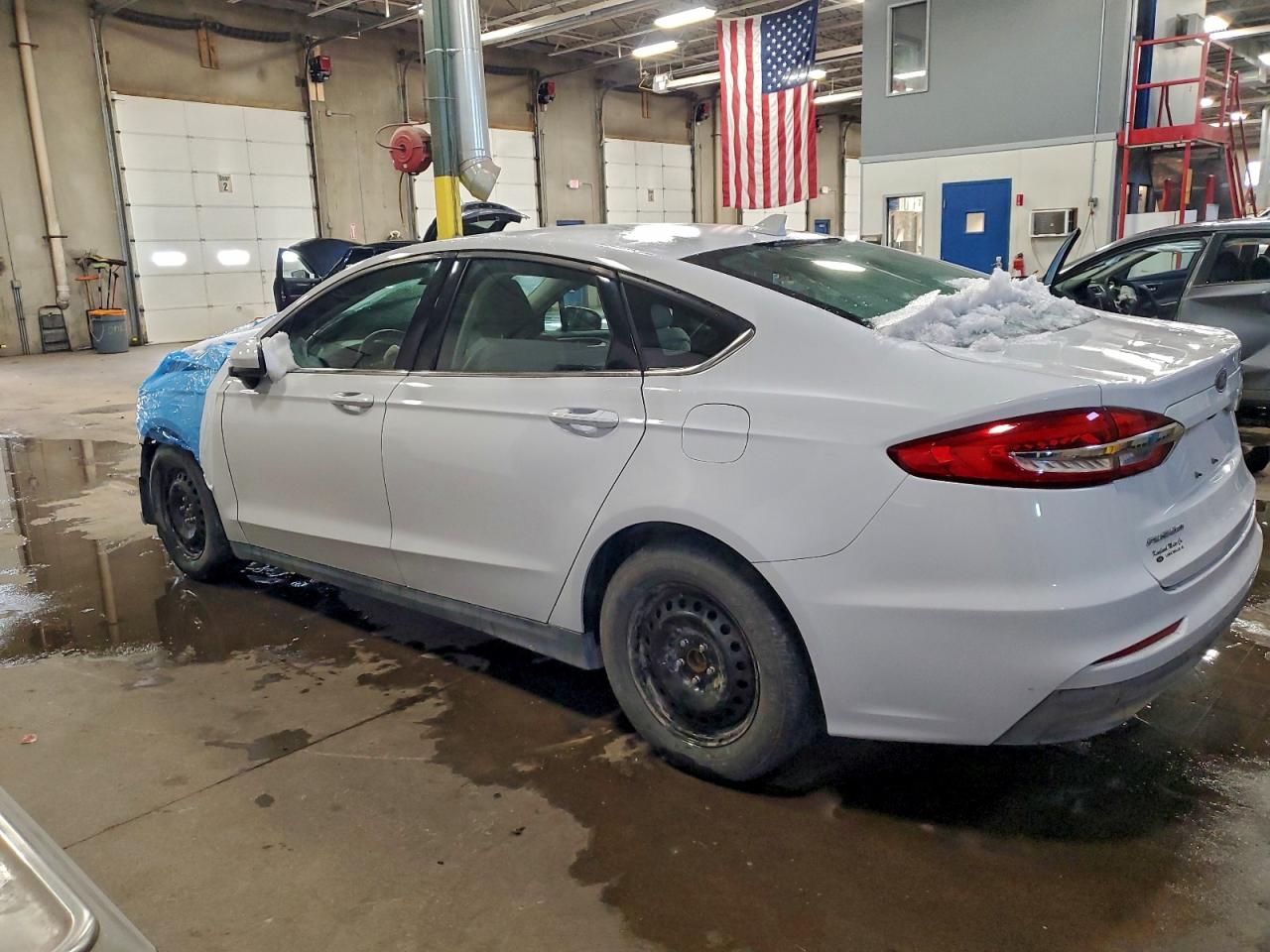 Ford Fusion S Image 7