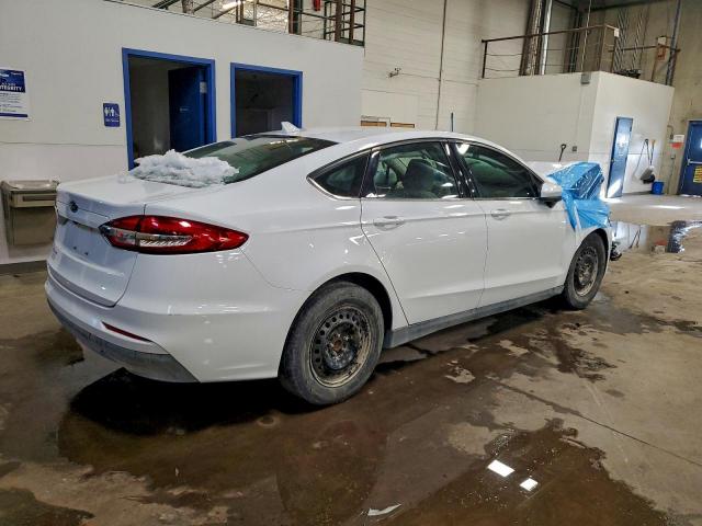 Ford Fusion S Image 11
