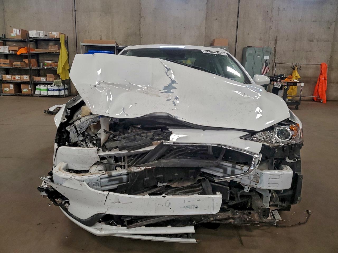 Ford Fusion S Image 4