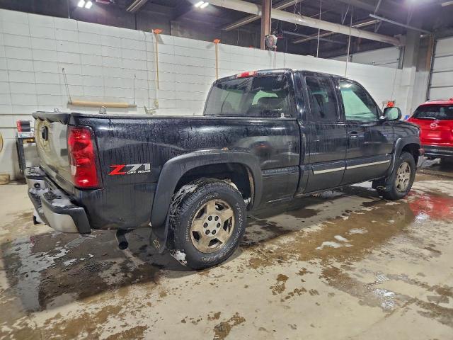 Chevrolet Silverado K1500 Classic Image 3