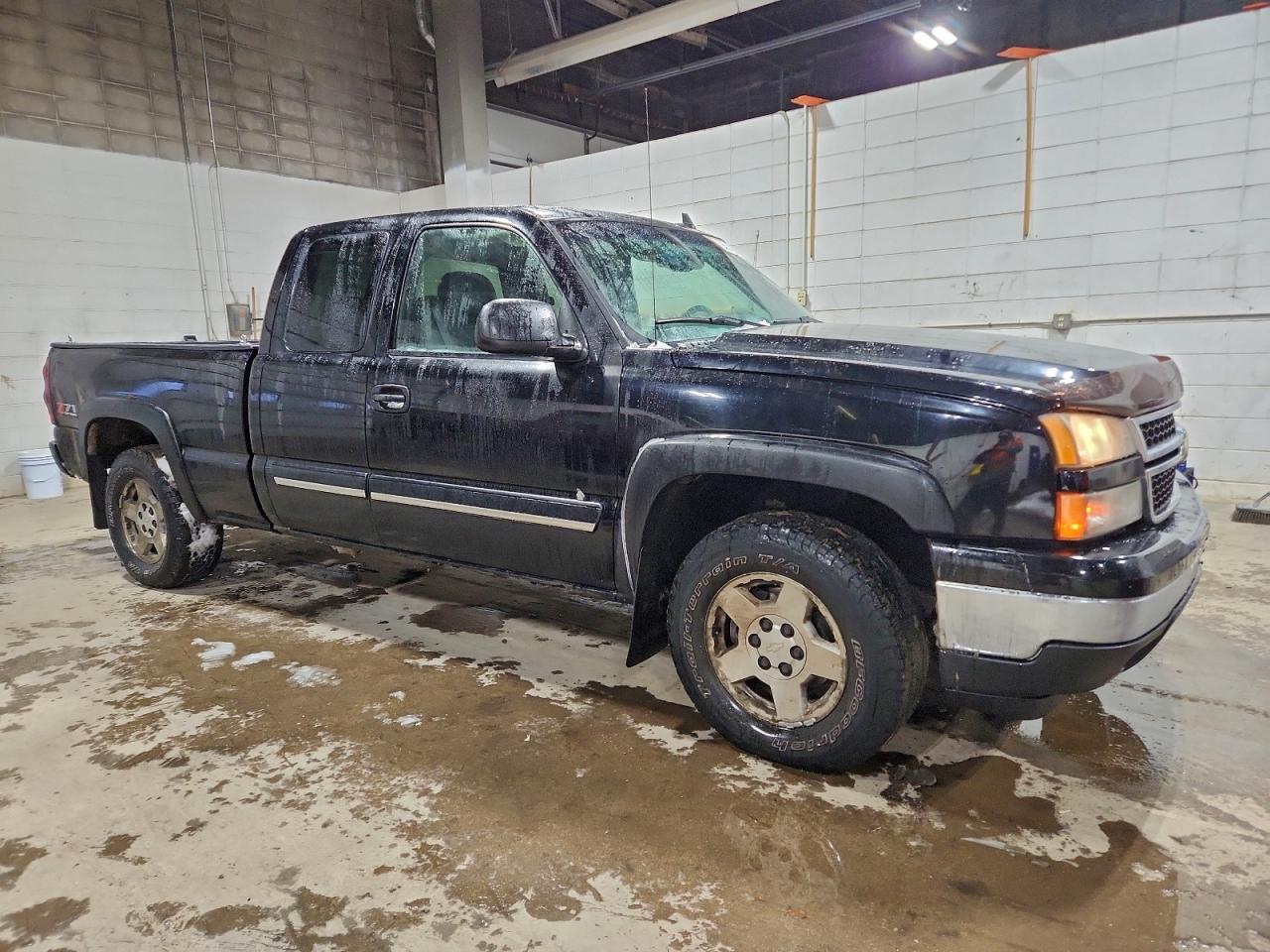 Chevrolet Silverado K1500 Classic Image 5