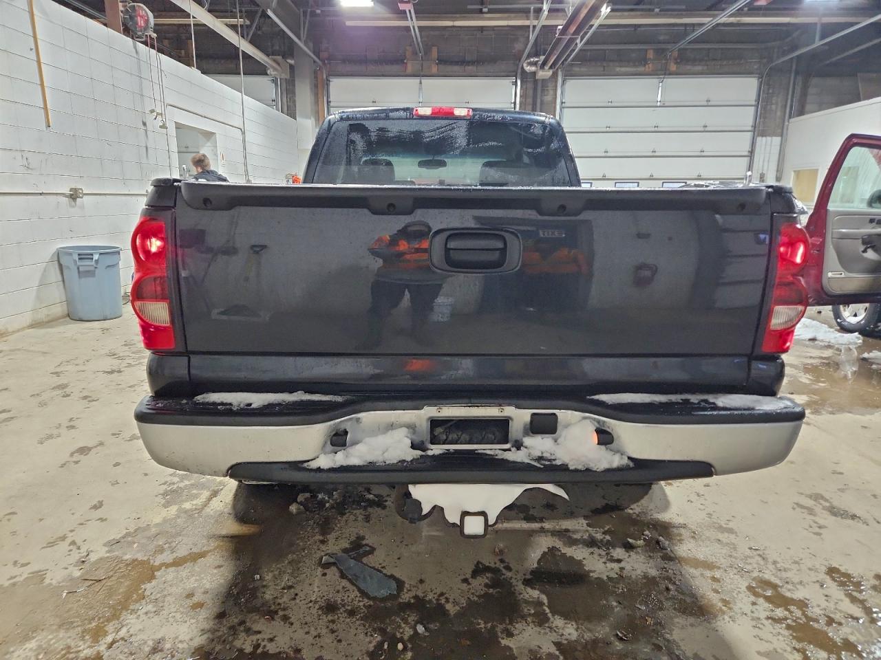 Chevrolet Silverado K1500 Classic Image 6