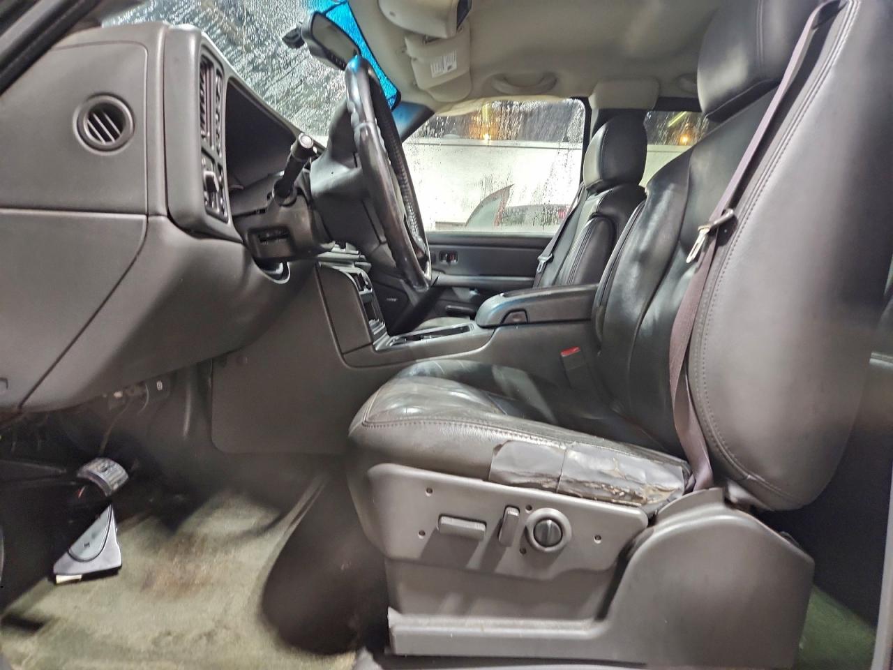 Chevrolet Silverado K1500 Classic Image 12