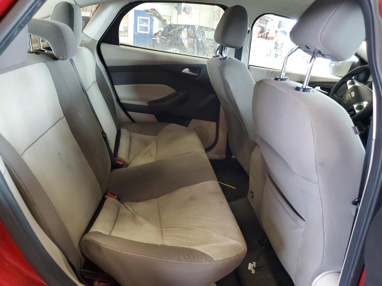 Ford Focus Se Image 11