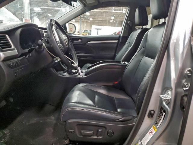 Toyota Highlander Se Image 9