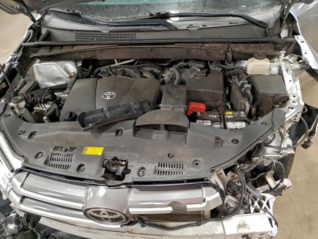 Toyota Highlander Se Image 11