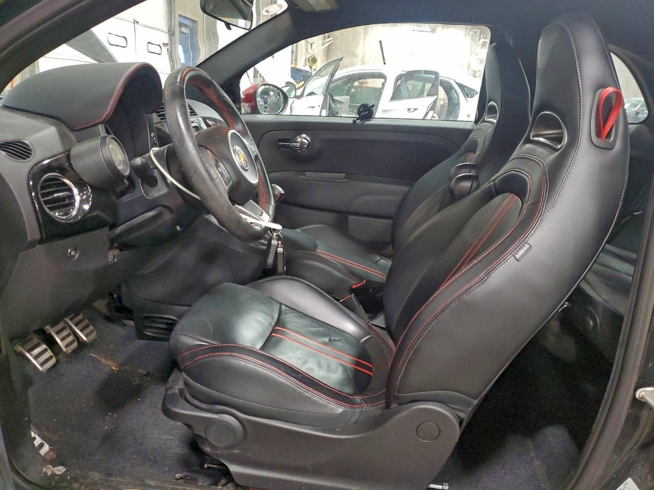 FIAT 500 Abarth Image 9