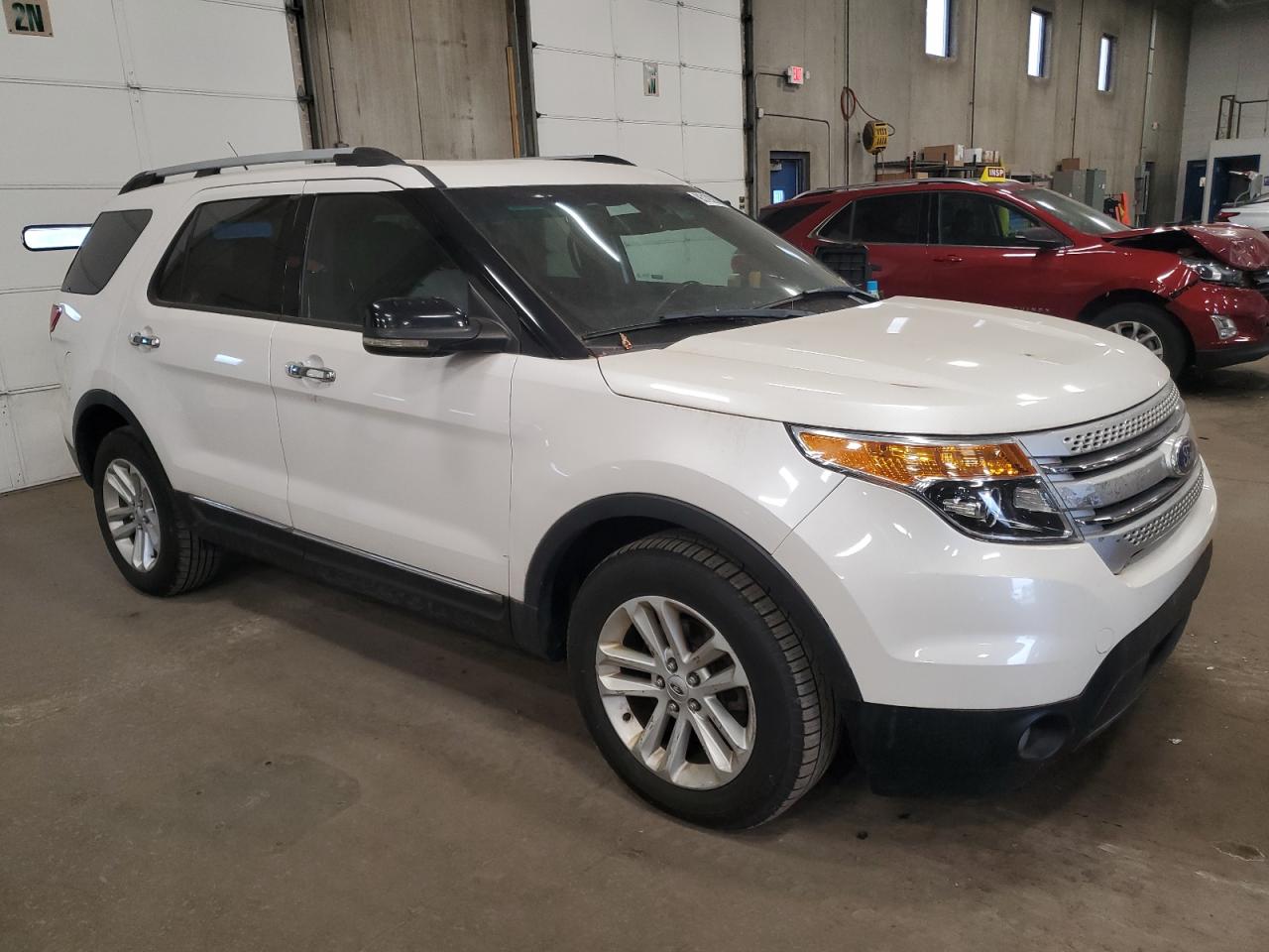 Ford Explorer Xlt Image 9