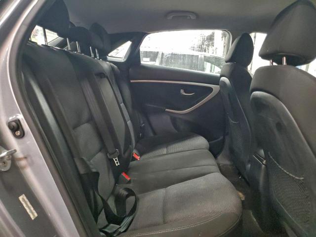 Hyundai ELANTRA Image 12