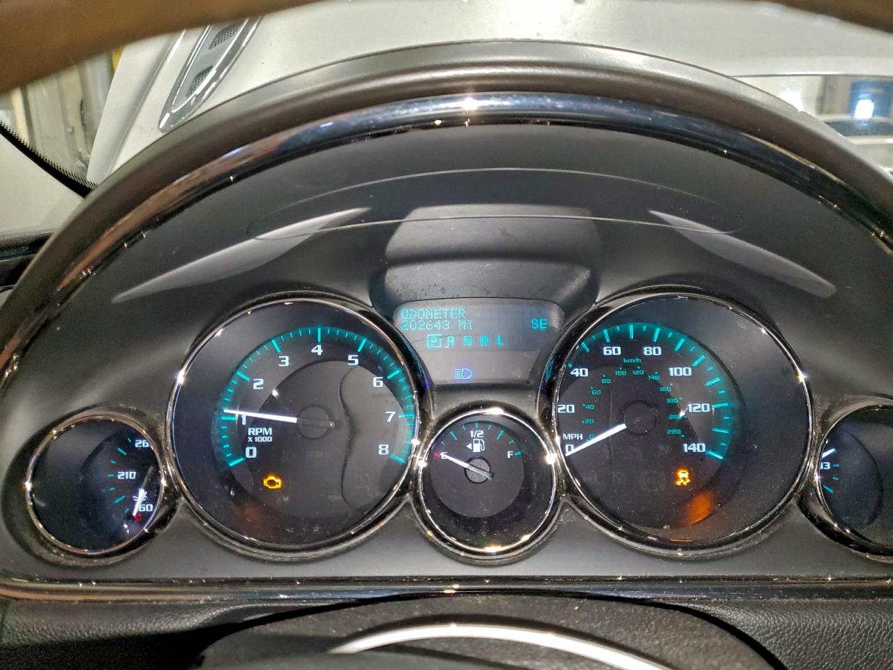 Buick Enclave Image 5