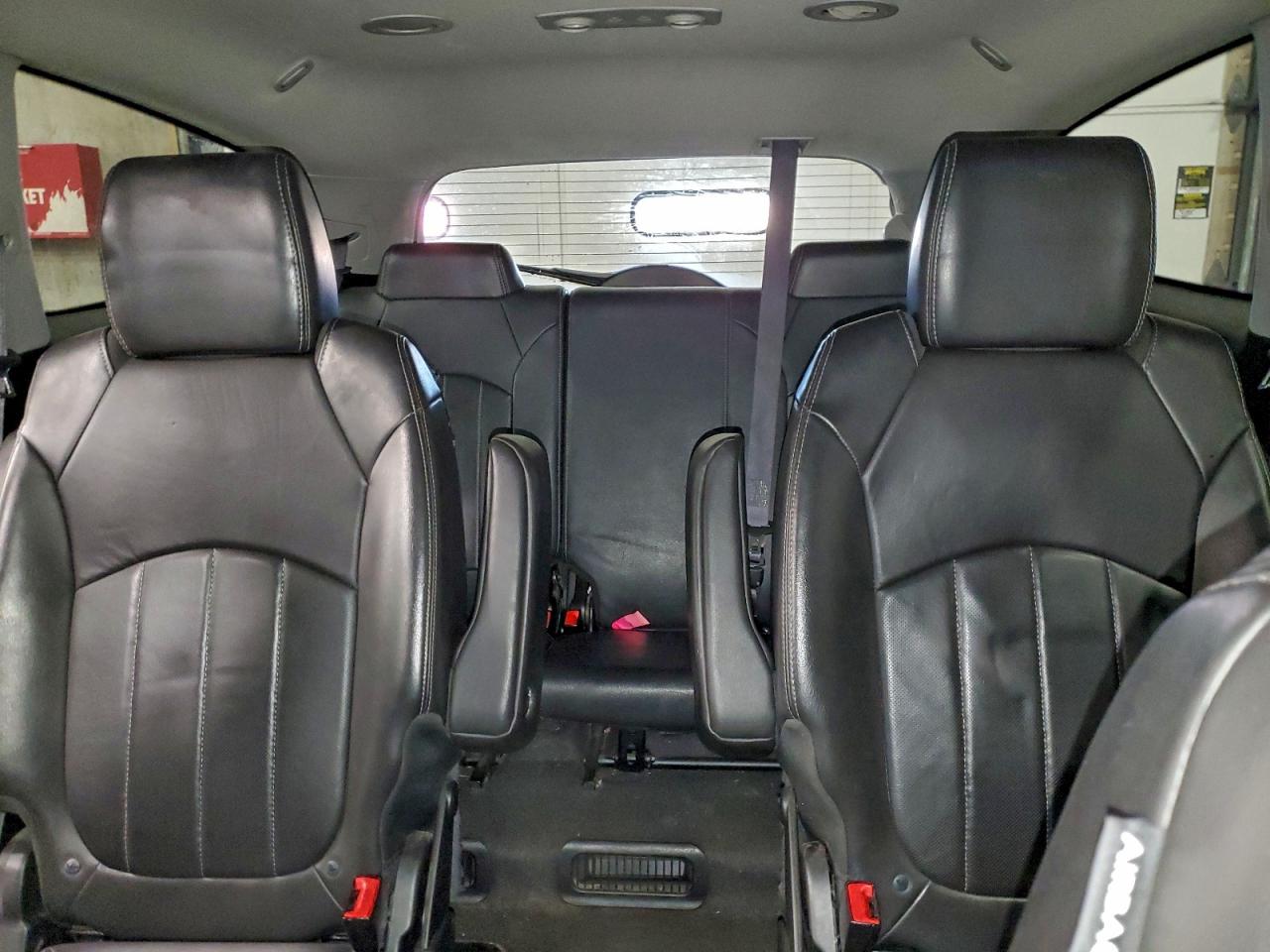 Buick Enclave Image 4