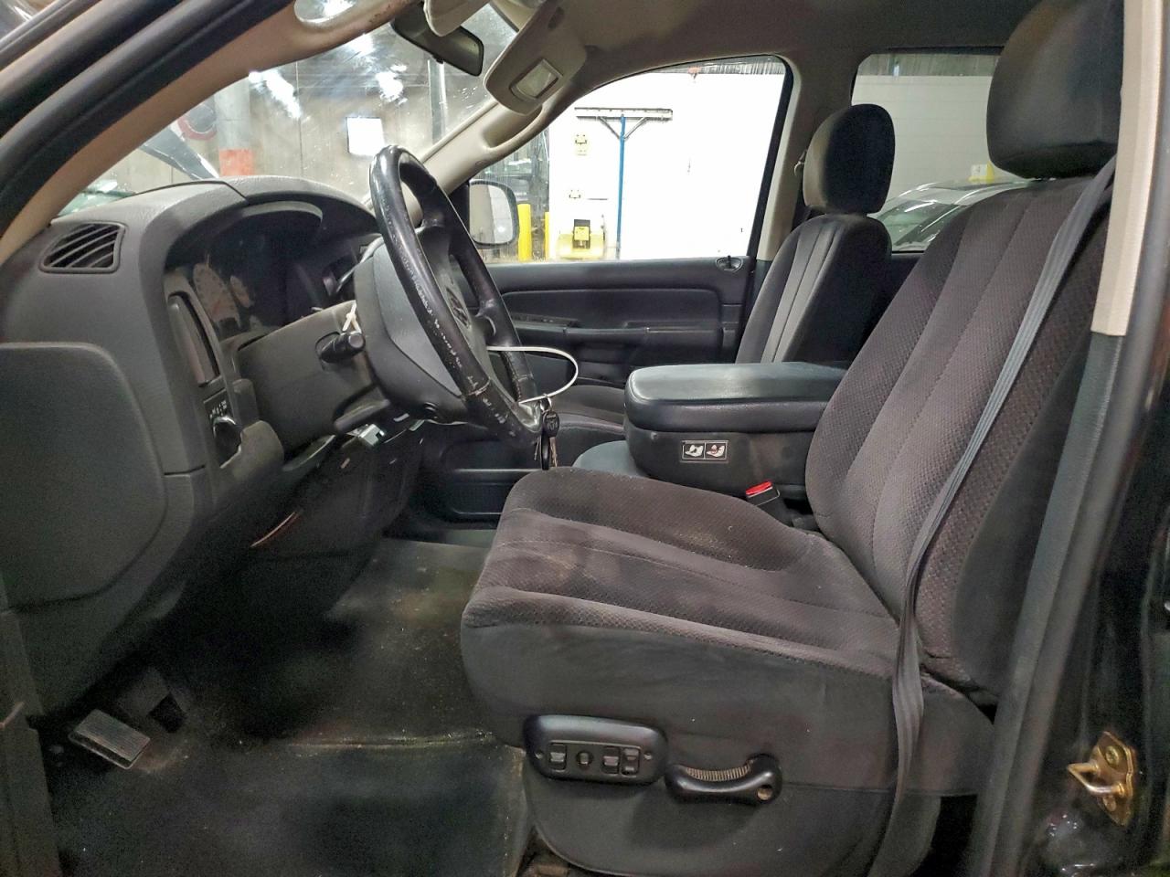 Dodge Ram 1500 St Image 3