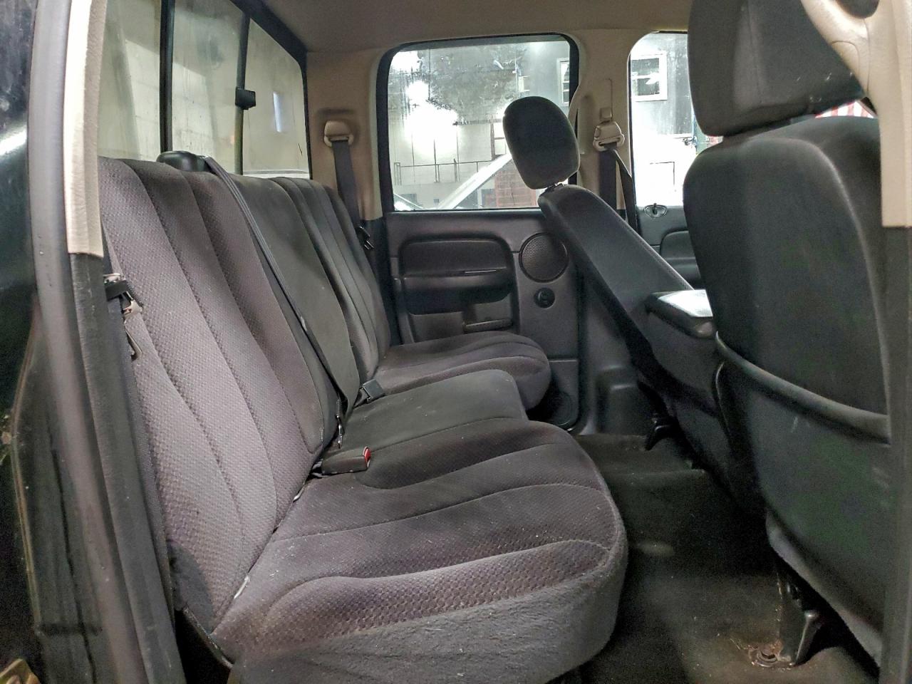 Dodge Ram 1500 St Image 4