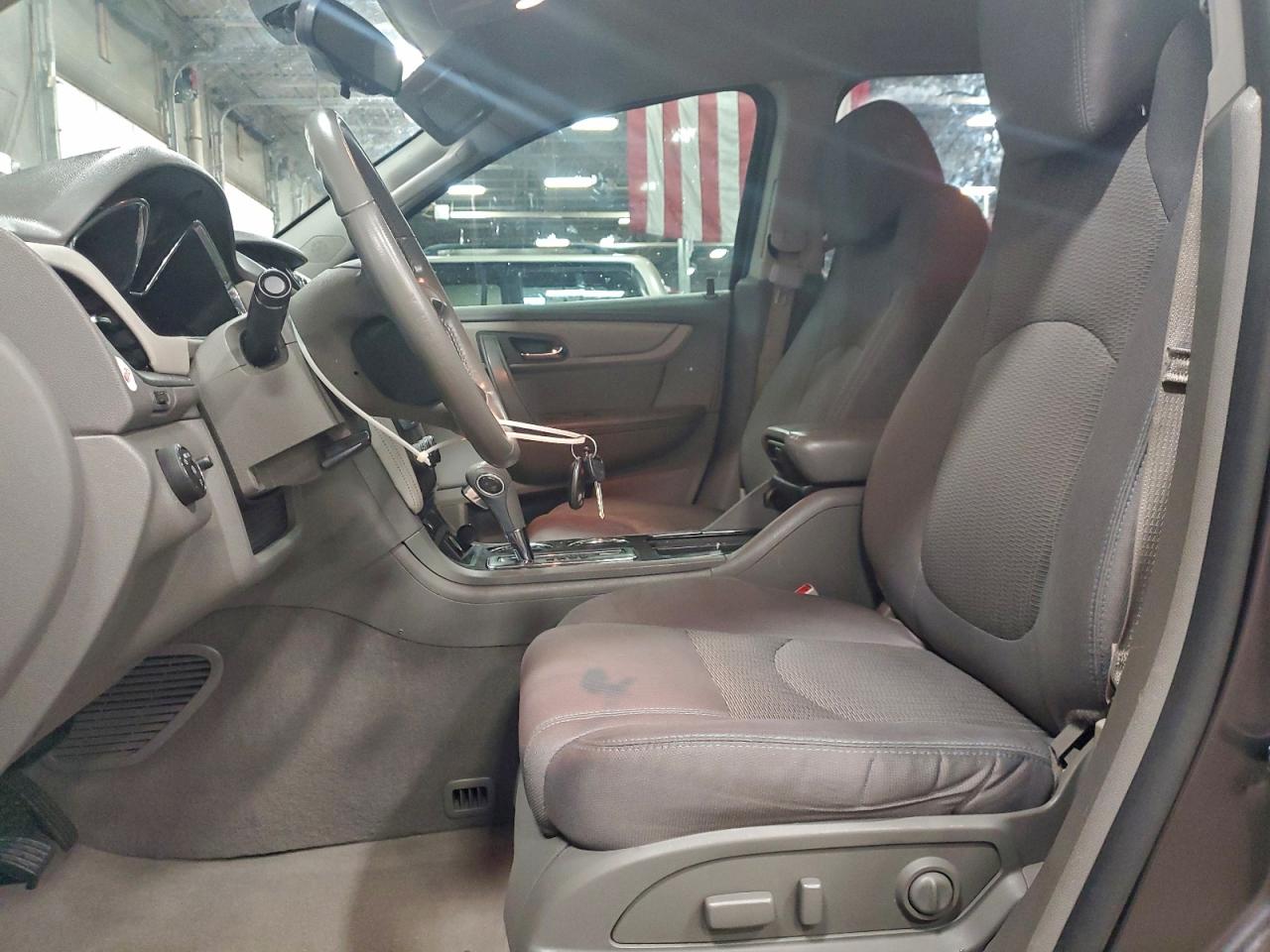 Chevrolet Traverse Lt Image 6