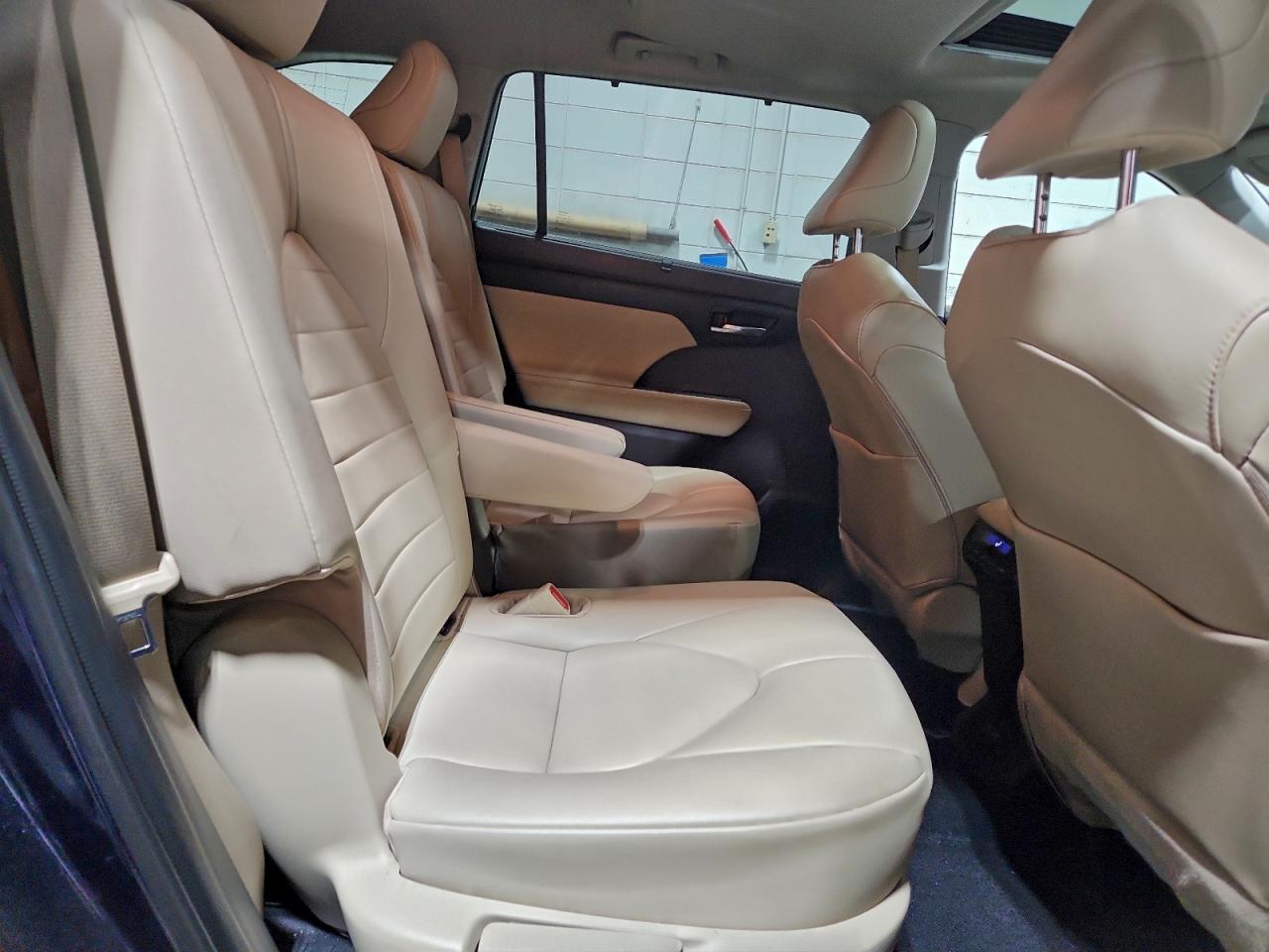 Toyota Highlander Xle Image 5