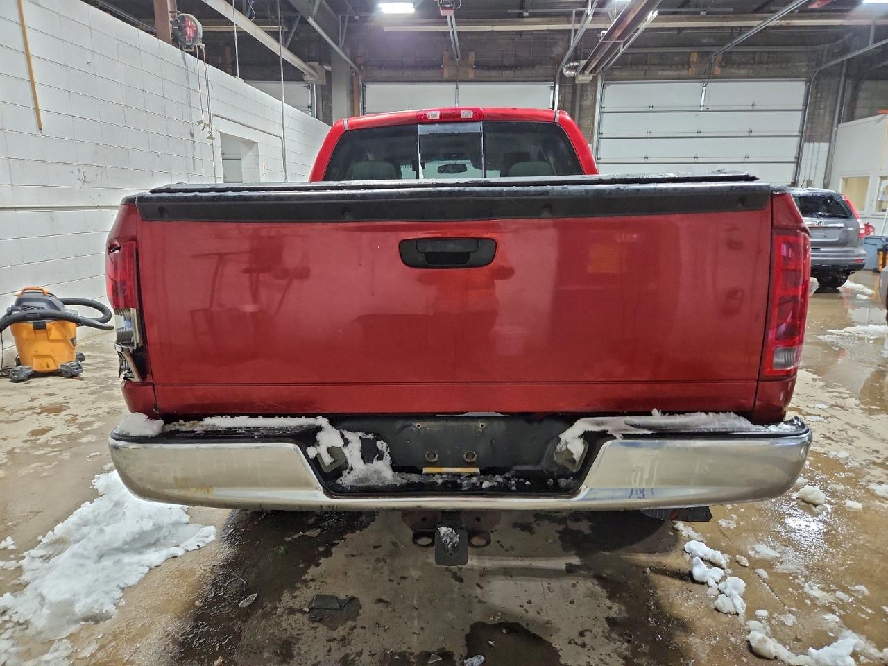 Dodge Ram 1500 St Image 10