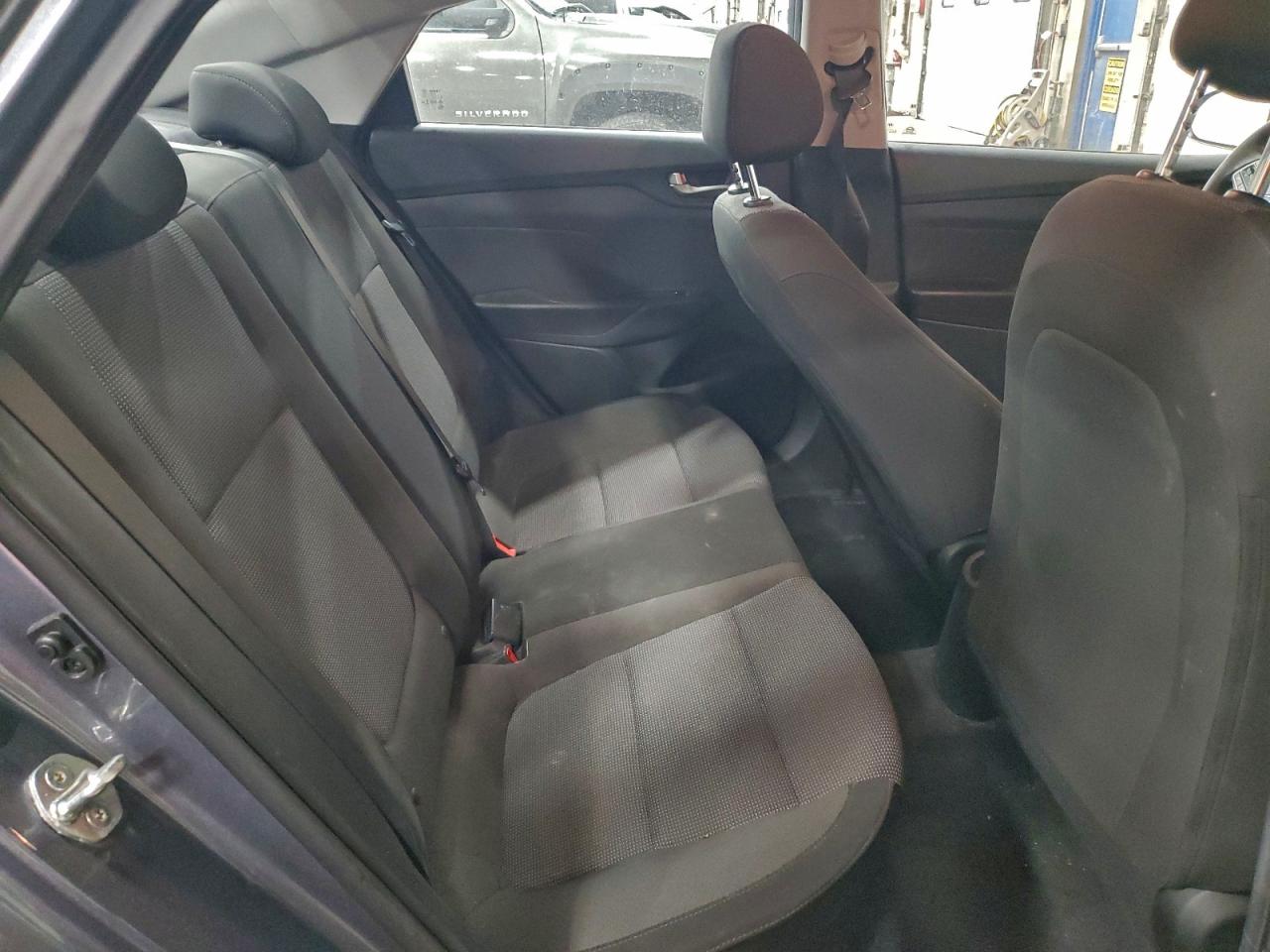 Hyundai ACCENT Se Image 10