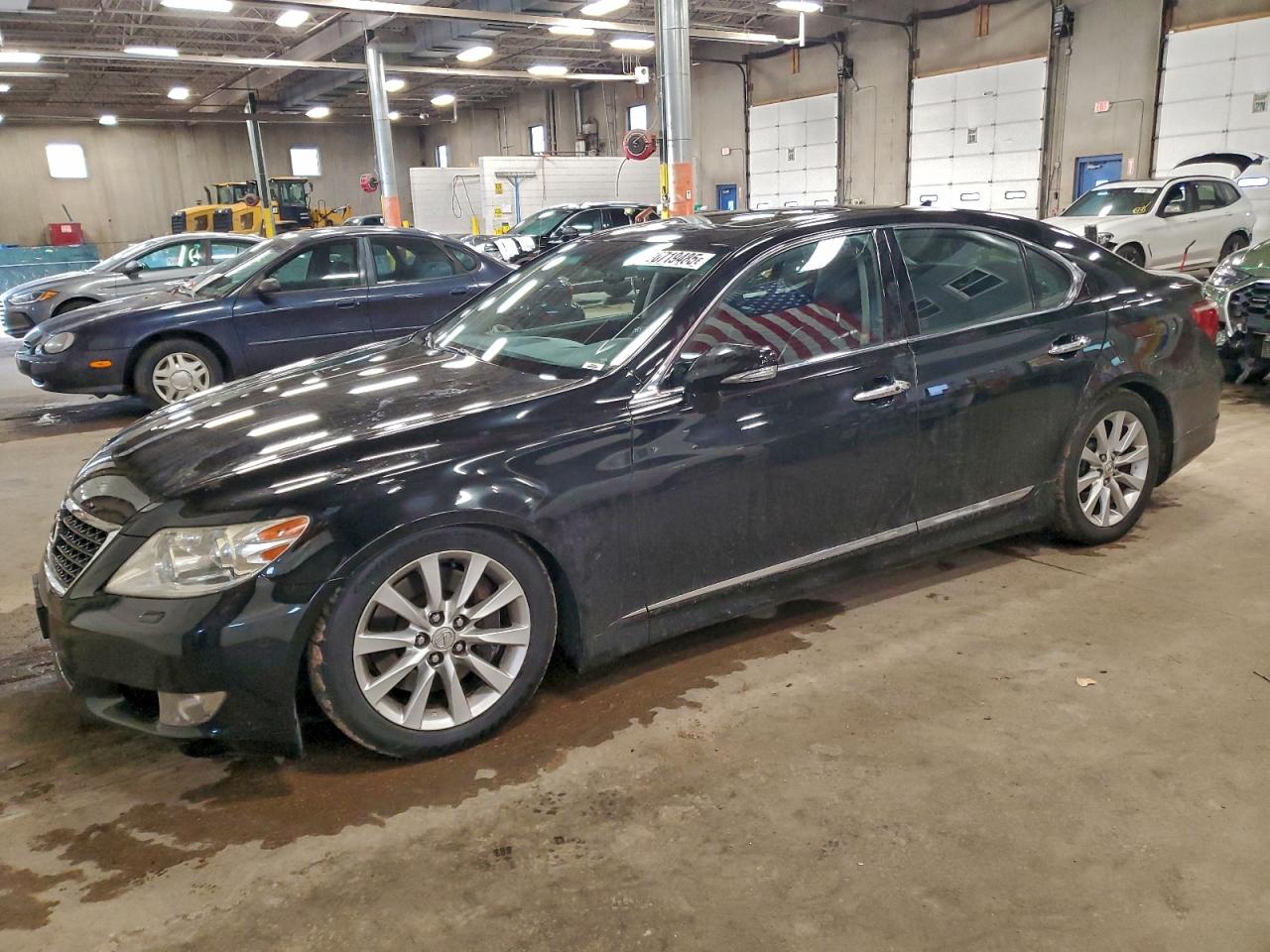 Lexus LS 460 Image 1